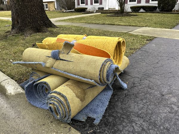 Carpet Haul Away Service in Snohomish