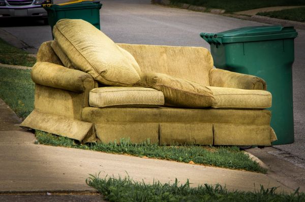 Sofa Removal Service in Snohomish