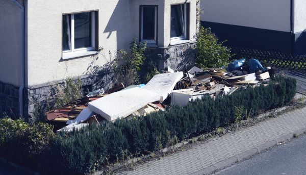 Yard Junk Removal in Snohomish