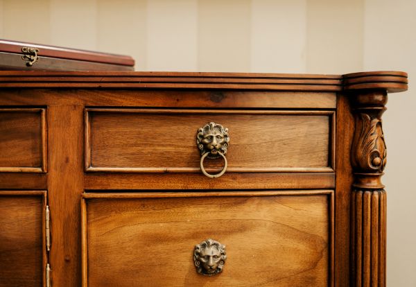 Dresser Disposal in Snohomish